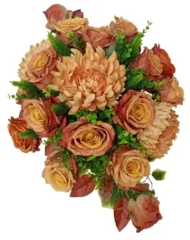 stroik-gesty-wiazanka-na-grob-cmentarz-roze-chryzantemy-cappuccino-brazowe