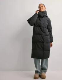 object-czarna-puchowa-kurtka-w01-xs