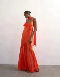 topshop-satynowa-maxi-sukienka-v-neck-b23-l