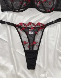 shein-czarne-majtki-stringi-koronka-s09-52
