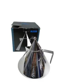 czajnik-tradycyjny-retro-alessi-il-conico-2l-stalowy-designerski