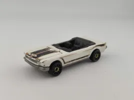 hot-wheels-ford-mustang-convertible-used