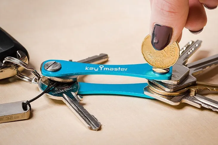 organizer-do-kluczy-key-master-niebieski-stan-nowy