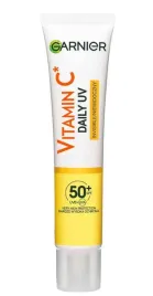 garnier-vitamin-c-lekki-fluid-do-twarzy-spf50-50ml