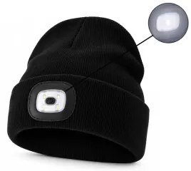 czapka-zimowa-ocieplana-z-latarka-led-czarna-usb-procera