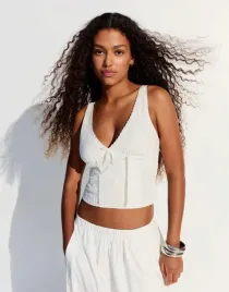 bershka-bialy-top-na-ramiaczkach-koronka-b23-m