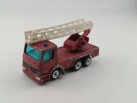 siku-1015-mercedes-benz-woz-strazacki-z-drabina