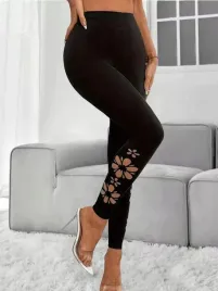 shein-czarne-legginsy-z-nadrukiem-s