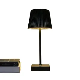 shein-czarna-lampka-biurkowa-26cm