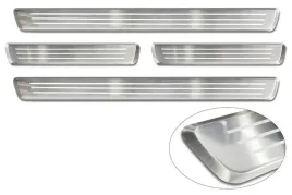 nakladki-progowe-do-volvo-xc40-stal