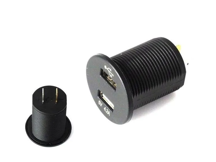 gniazdo-12-24v-2xusb-42a-stan-nowy