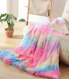 koc-teczowy-190x200-cm-kocyk-wielokolorowy-miekki-puszysty-wlochaty-koc-rai