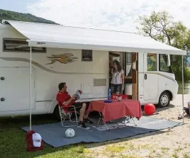 roleta-markiza-w-kasecie-f65l-450-polar-white-royal-grey-fiamma