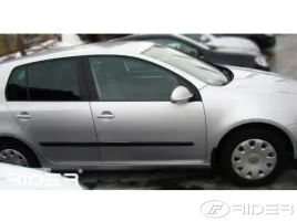 vw-golf-v-listwy-boczne