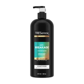 odzywka-ochrona-przed-lamaniem-z-witamina-b12-anti-breakage-tresemme-828-ml