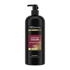 szampon-do-wlosow-farbowanych-ochrona-koloru-revitalized-tresemme-828-ml