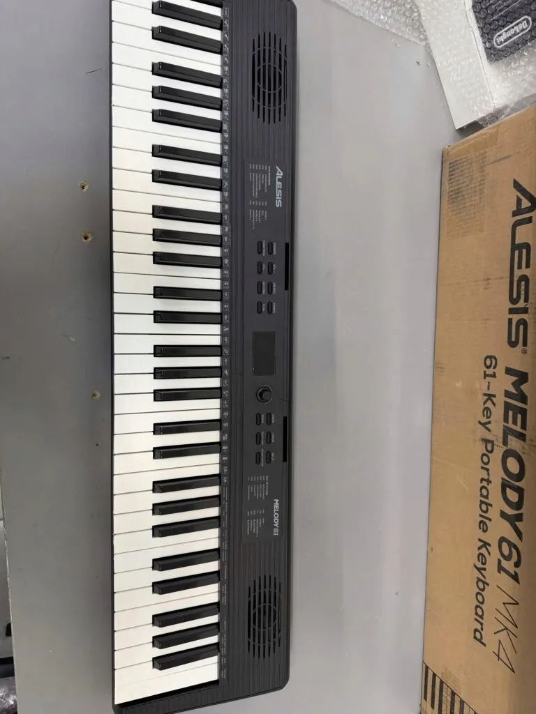 keyboard-alesis-melody61mk4xus