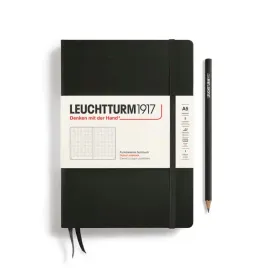 notatnik-medium-a5-twarda-oprawa-czarny-w-kropki-251-stron-leuchtturm1917