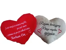 prezent-poduszka-serce-haft-dedykacja