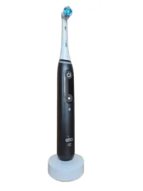 oral-b-io-8-szczoteczka-elektryczna-magnetyczna-io8-czarna