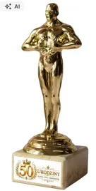 statuetka-zloty-wiktor-50-urodziny-prezent-piecdziesiatka