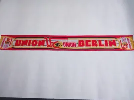 szal-union-berlin-dwustronny-dziany