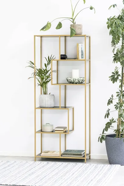 regal-seaford-material-metal