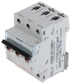 wylacznik-nadpradowy-le-403543-trojfazowy-10-a-typ-c-legrand
