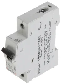 wylacznik-nadpradowy-le-419203-jednofazowy-20-a-typ-c-legrand