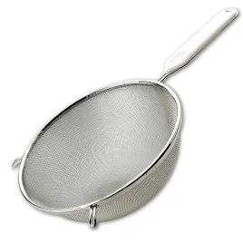 sitko-kuchenne-drobne-oczka-18cm-fackelmann-44261
