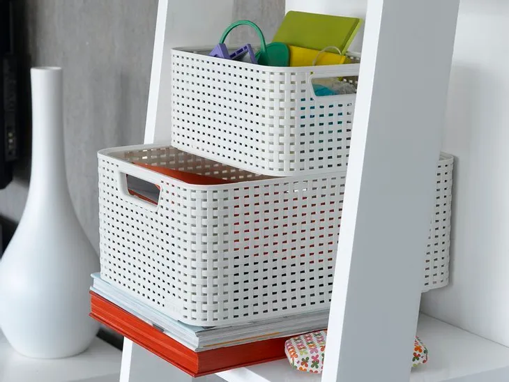 koszyk-curver-rattan-style-s-kremowy-material-wykonania-tworzywo-sztuczne-stan-nowy