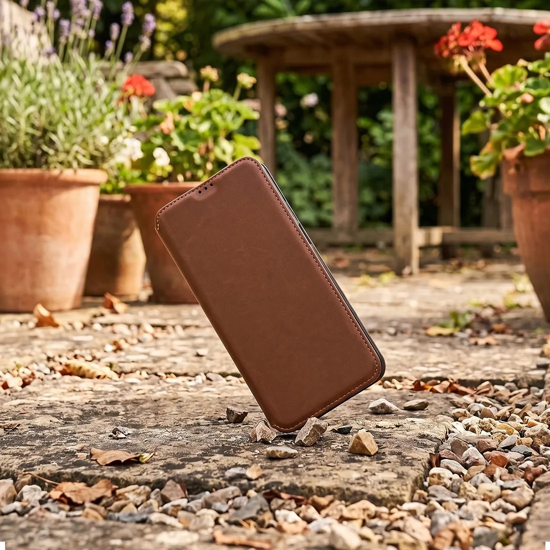 etui-smart-touch-do-iphone-17-63-brazowe