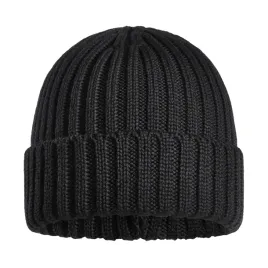 prazkowana-czapka-100percent-welny-merino-otucha-bardzo-ciepla-czarna