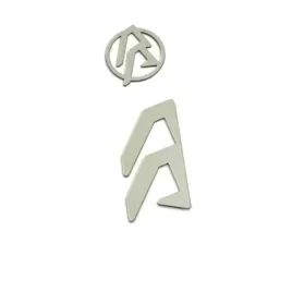 naklejka-z-logo-do-kabury-daa-alpha-x-srebrna