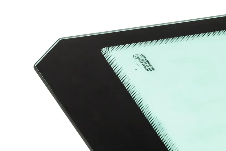 szklo-case-ih-waga-z-opakowaniem-1-1-kg