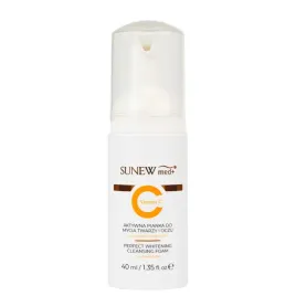 perfect-whitening-cleansing-foam-aktywna-pianka-do-mycia-twarzy-i-oczu-40ml