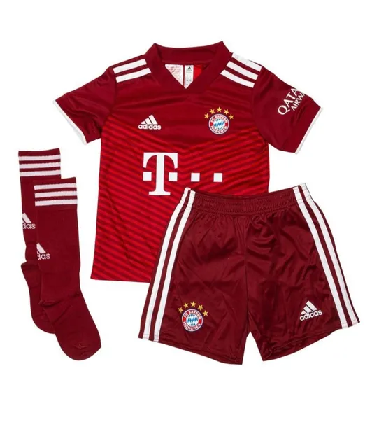 KOMPLET PIŁKARSKI BAYERN MONACHIUM 2021/2022 HOME ADIDAS GR0501 ROZMIAR 92