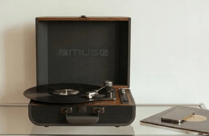 gramofon-muse-mt-208at-naped-brak-informacji