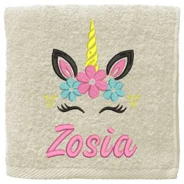 recznik-z-twoim-imieniem-haft-70x140-prezent-na-dzien-matki-ojca-dziecka-bawelniany-do-kapieli-personalizowany-410-500-gsm-wielokolorowy