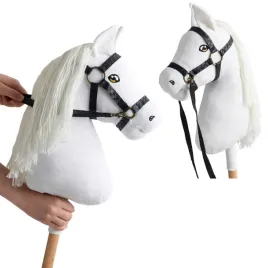 duzy-hobby-horse-konik-kon-na-patyku-a3-kantar-wodze-biala-zabawka-jezdziecka-dla-dzieci-w-wieku-46-lat-prezent