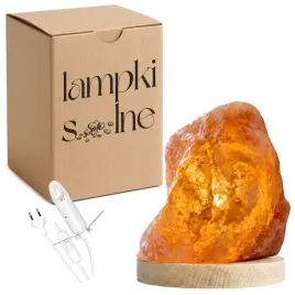 lampa-solna-z-klodawy-polska-2-3-kg-jonizator-na-jasnej-bukowej-podstawie-lampka-z-soli-kamiennej-dekoracyjne-oswietlenie-do-salonu-i-sypialni