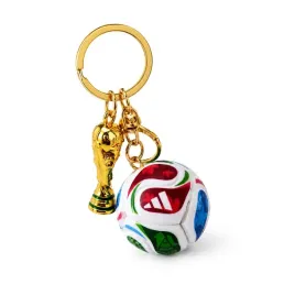 brelok-fifa-world-cup-2026-pilka-i-puchar-zawieszka-kolekcjonerska-metalowy-gadzet-kibica-z-karabinczykiem-wielokolorowa-maskotka-do-kluczy