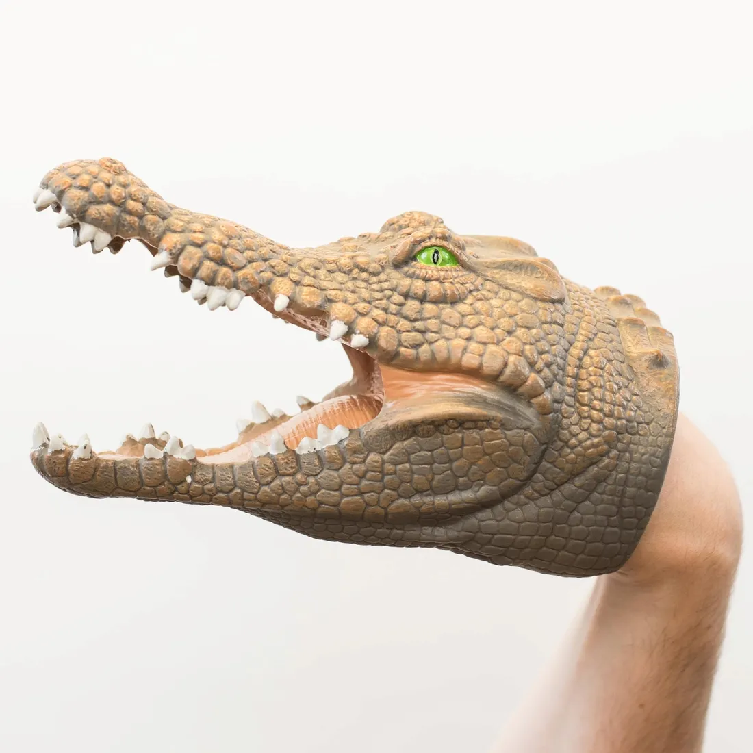 wild-thingz-hand-puppet-crocodile-medium