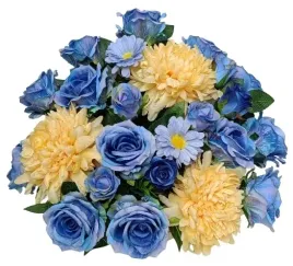 stroik-wiazanka-na-grob-cmentarz-w-koszyku-niebieskie-roze-chryzantemy