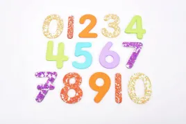 tickit-72431-rainbow-glitter-numbers-blaurot