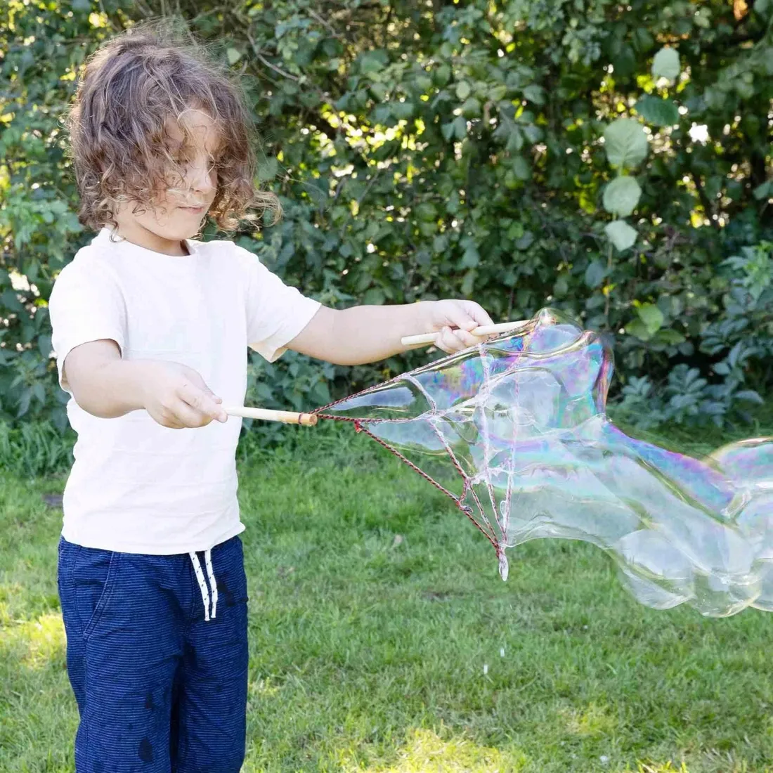 ses-creative-02322-spiderweb-mega-bubbles-super-strong-bubbles-bubble