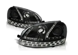 reflektory-przednie-vw-golf-v-black-daylight