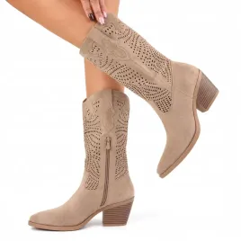 jasno-brazowe-zamszowe-kozaki-damskie-kowbojki-azurowe-milla-rozmiar-39-buty-westernowe-z-eko-zamszu-plaski-obcas-wkladka-25-cm