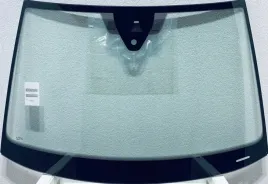 szyba-przednia-czolowa-vw-golf-viii-2020-akustyka-kamera-sensor-hud