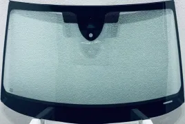 szyba-czolowa-audi-a8-d5-2022-akustyka-kamera-sensor-hud